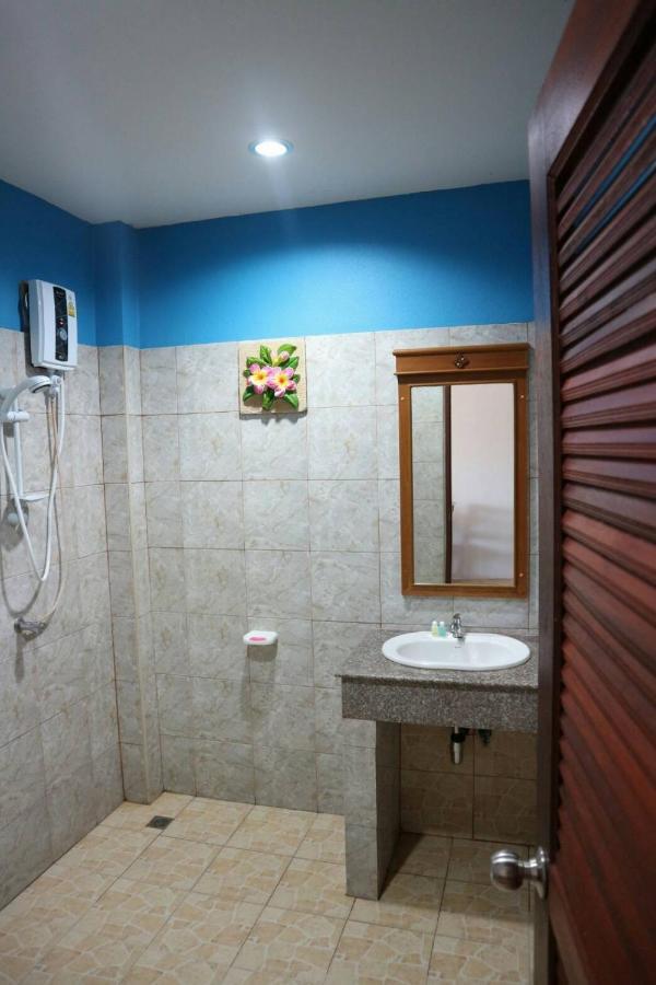 Phumin Apartment Koh Lanta Bagian luar foto